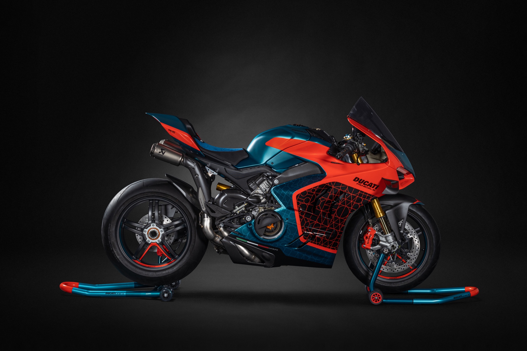 Motocykel Ducati Panigale V4 Henry of Paris