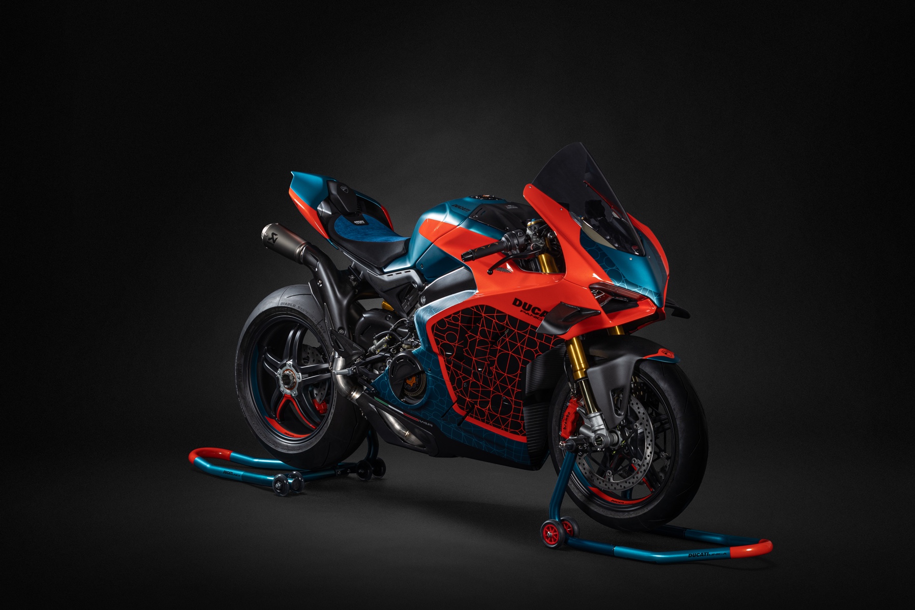 Motocykel Ducati Panigale V4 Henry of Paris